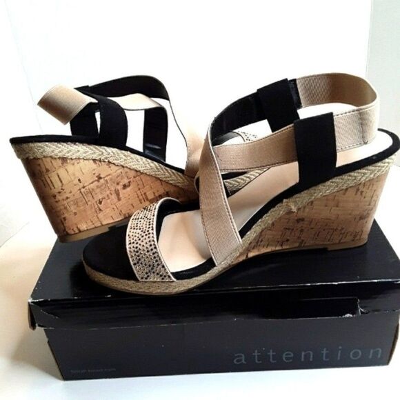 Attention Women Wedge Heels size 9.5M - Picture 1 of 9